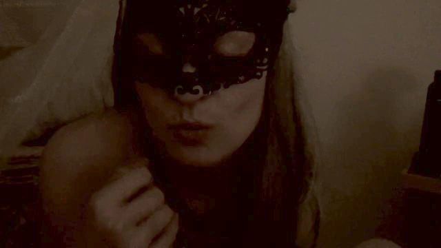 زوجة يحب الحديث القذرة، مص، والتمسيد ديكي!