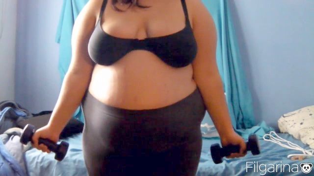 Thick Plus Sized Angel Works Out And Plays With Her Jiggly Belly