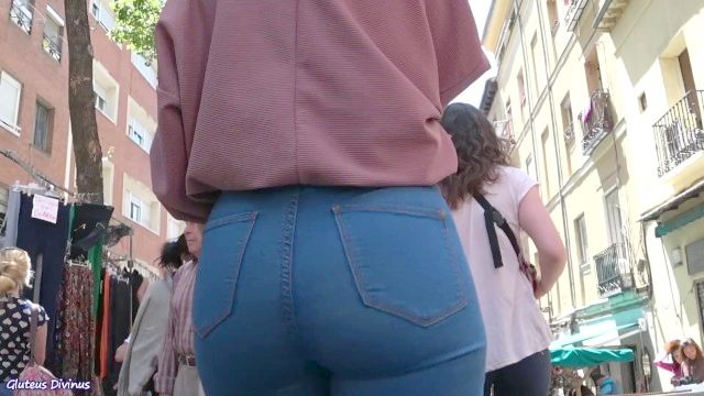 Spanish Legal Age Adolescent Booty From Gluteus Divinus