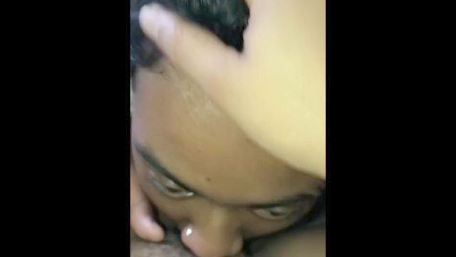 البظر صديقة تناول صديقة (وثيقة متابعة)