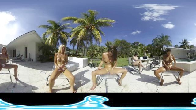 女同志虚拟现实秀，在泳池边的户外喷
