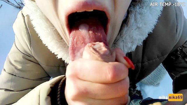 تجميع شاعر المليون التي كتبها mihanika69 (نائب الرئيس في الفم والوجه وجمل، والحمار والقدمين)