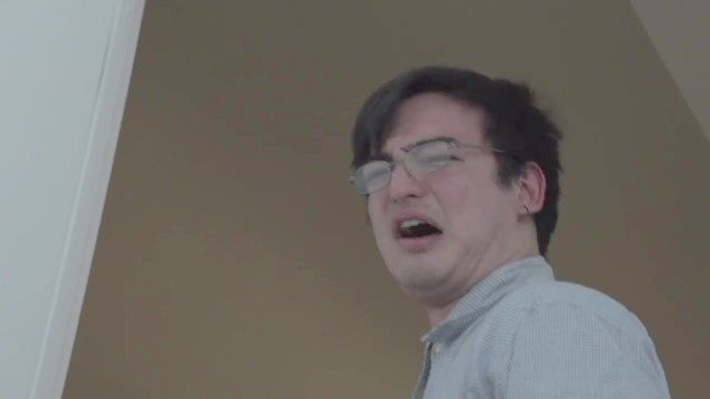 تحصل مارس الجنس بدون طيار الأبيض الساخن بواسطة طائرة بدون طيار أسود