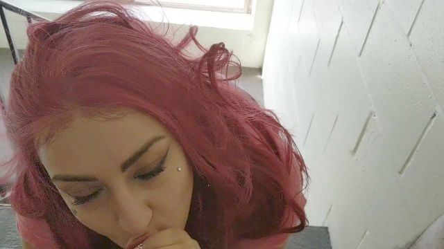 общественная лестница ЛЬ сосать огромный член