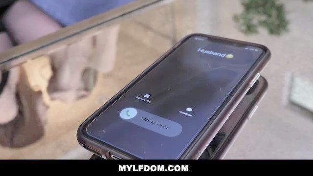 mylfdom caliente adolescente amordazado y jodido por hacer trampas con el MILF