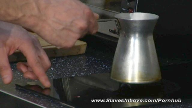 حرة على استعداد الرقيق فتاة.