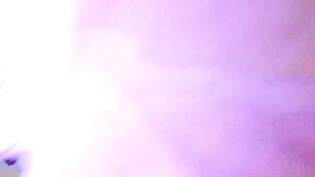 اليوم الأخير في الفندق لذلك أنا معمد السرير والكرسي