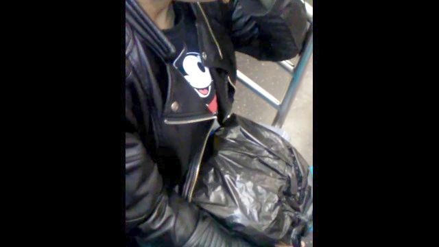 Bronx Thot Exposed Making Give Head Organ On 4 Train And Almost Gets Caught