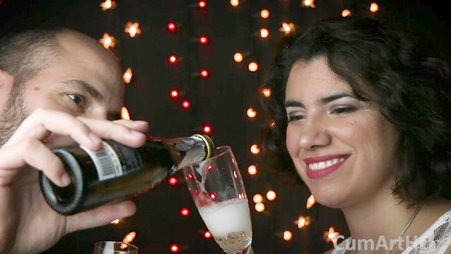 سنة جديدة سعيدة 2019 نائب الرئيس والشمبانيا، وكيف أنيق (نائب الرئيس على الغذاء 4)