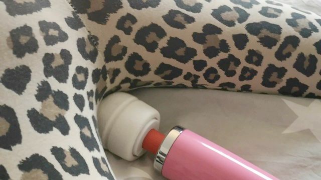 فتاة cums في جيدة الصعبة من أن يضرب|بصوت عال، ومكثفة، والنشوة يرتجف