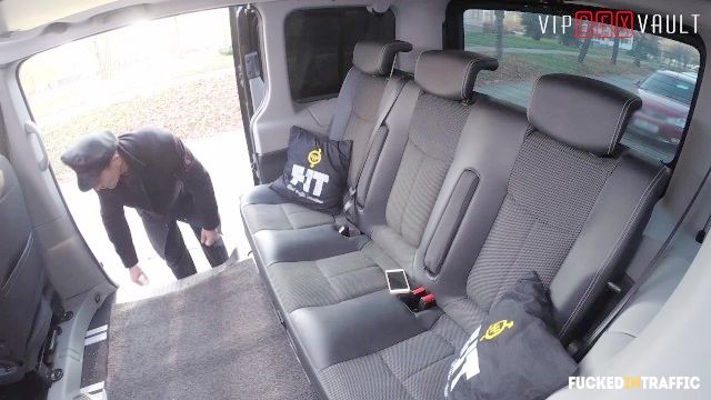 Vipsexvault - Taxi Driver Cums Numerous Times In A Passionate Young Pussy