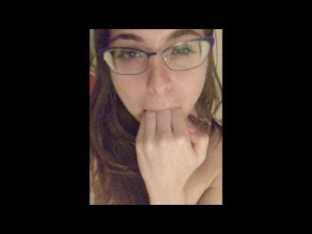 Riley Reid Cellphone Masturbation Video