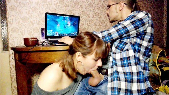 Dota 2 Blowjob: The Best Way To Distract From The Game