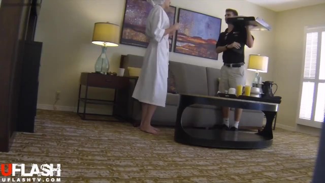 Naked Room Service Delivery Dare Amateur Webcam Blonde Teen Flashing