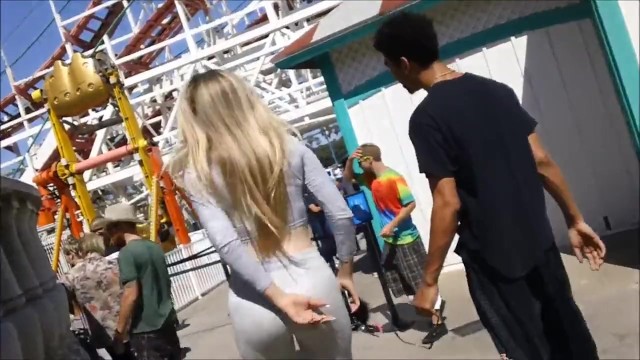 Teen Pawg Ass Jiggles In Tight Yogas