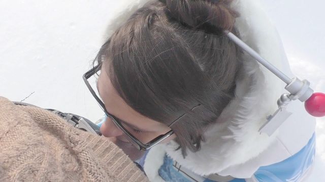 öffentliche Aufsichtsrolle Mei Blowjob Im Schnee