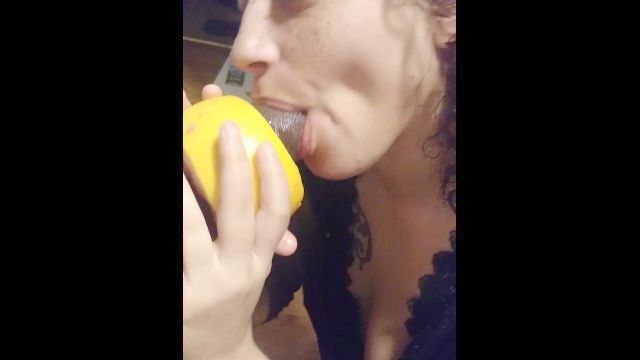 Onefatheteamxxx Sexy Latina Frau Saugt Mit Grapefruit Bbc Und Wird Gefickt