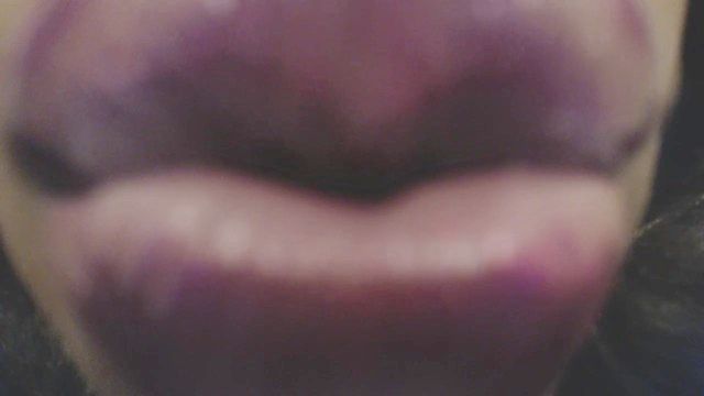 Ebony Close Up Kisses