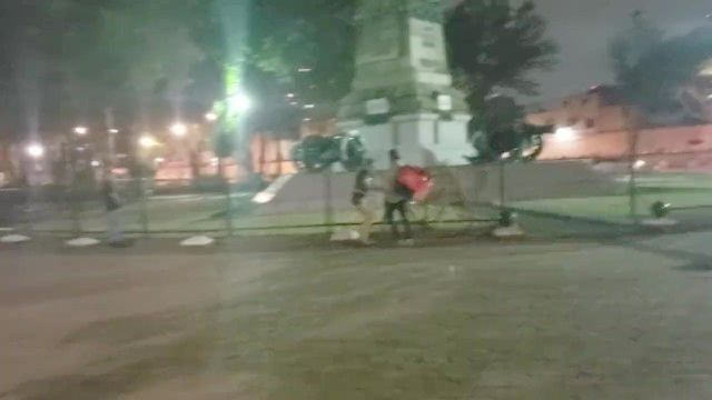 Mexicana Ofreciendo Mamadas Gratis En La Calle, Mamada Al De Rappi (parte1)