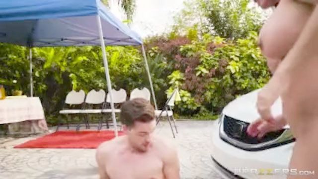Sexy Mama Sets Up Car Wash To Get Some Young Willy -  Porn